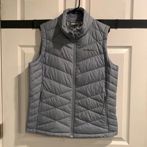 Columbia grey vest